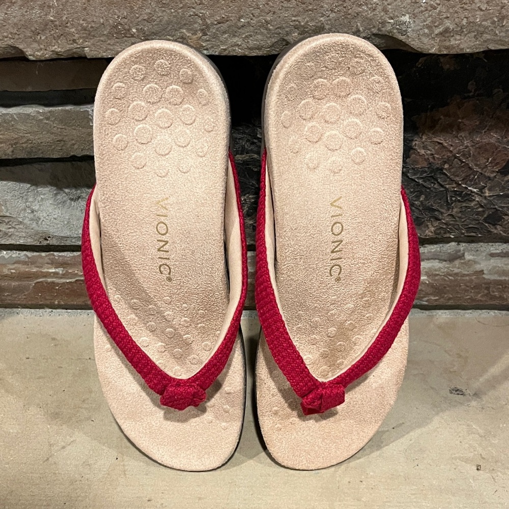 Vionic Mattie Viva Magenta Flip-Flop Supportive Sandals - Picture 5 of 7